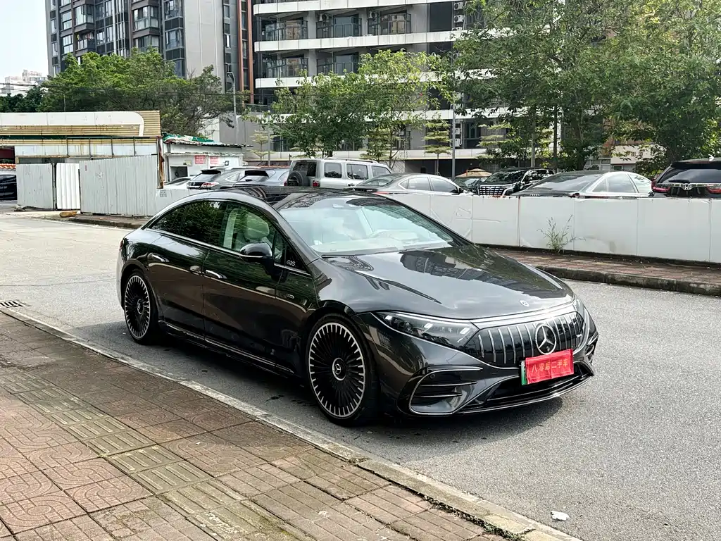 Mercedes-Benz EQS AMG 2024