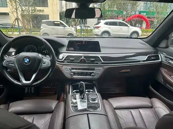 BMW 7 Series 2018