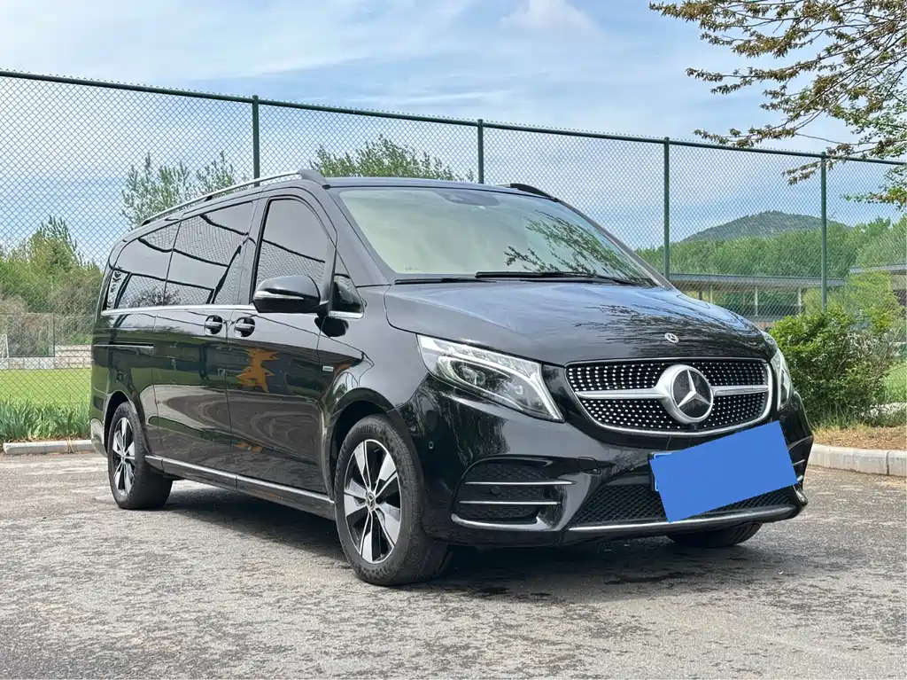Mercedes-Benz V-Class 2021 — фото 2