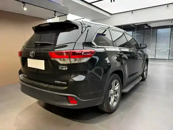 Toyota Highlander 2018