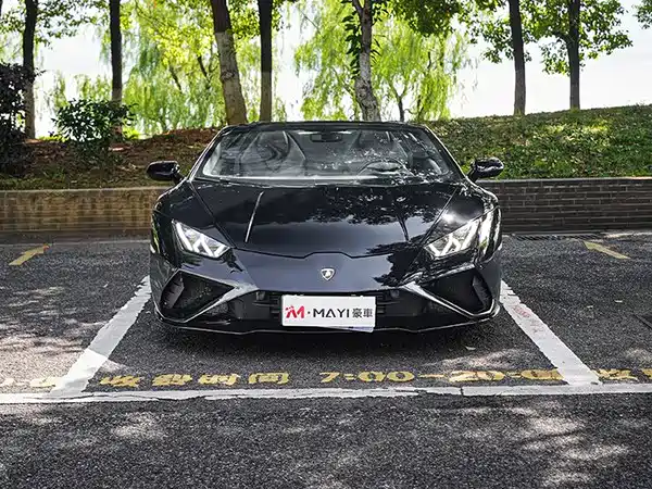Lamborghini Huracan 2021