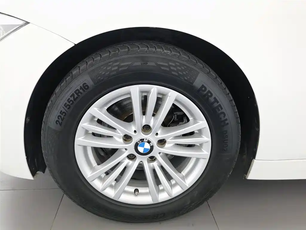 BMW 3 Series 2014 — фото 17