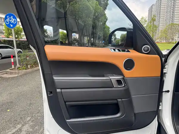 Land Rover Range Rover Sport 2020