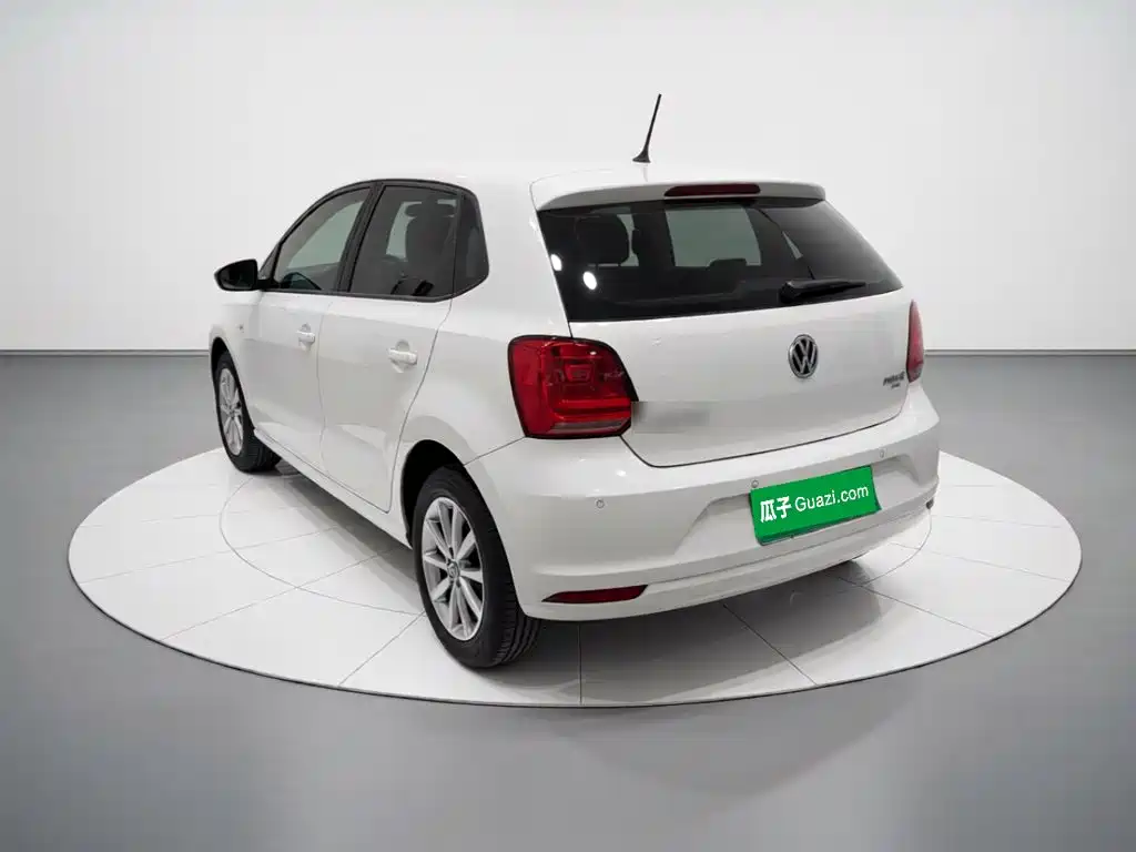 Volkswagen Polo 2016