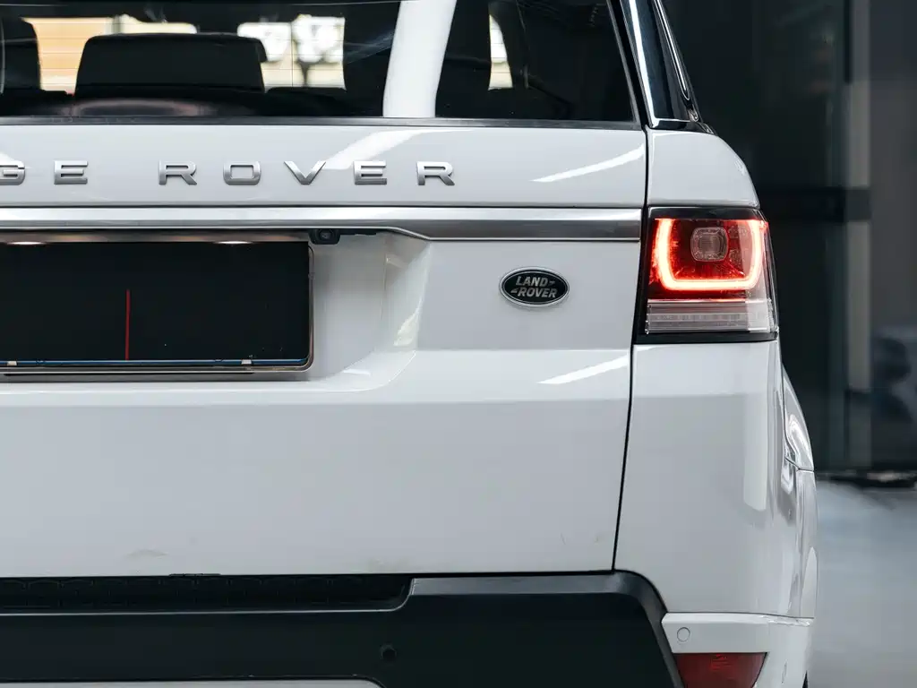 Land Rover Range Rover Sport 2015 — фото 6