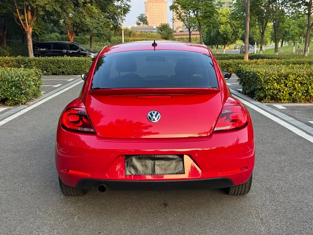Volkswagen Beetle 2015