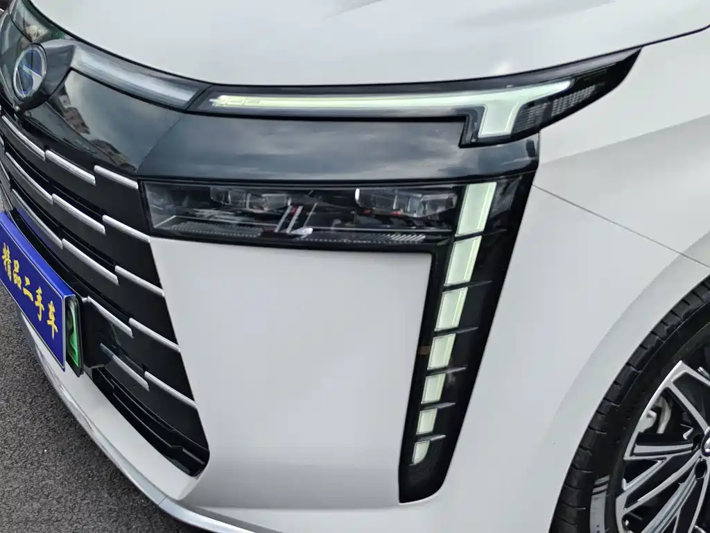 GAC Trumpchi E8 PHEV 2024 — фото 5