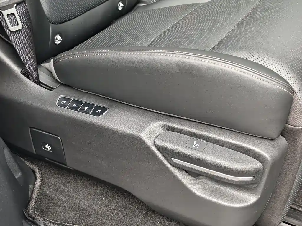 GAC Trumpchi E8 PHEV 2024 — фото 35