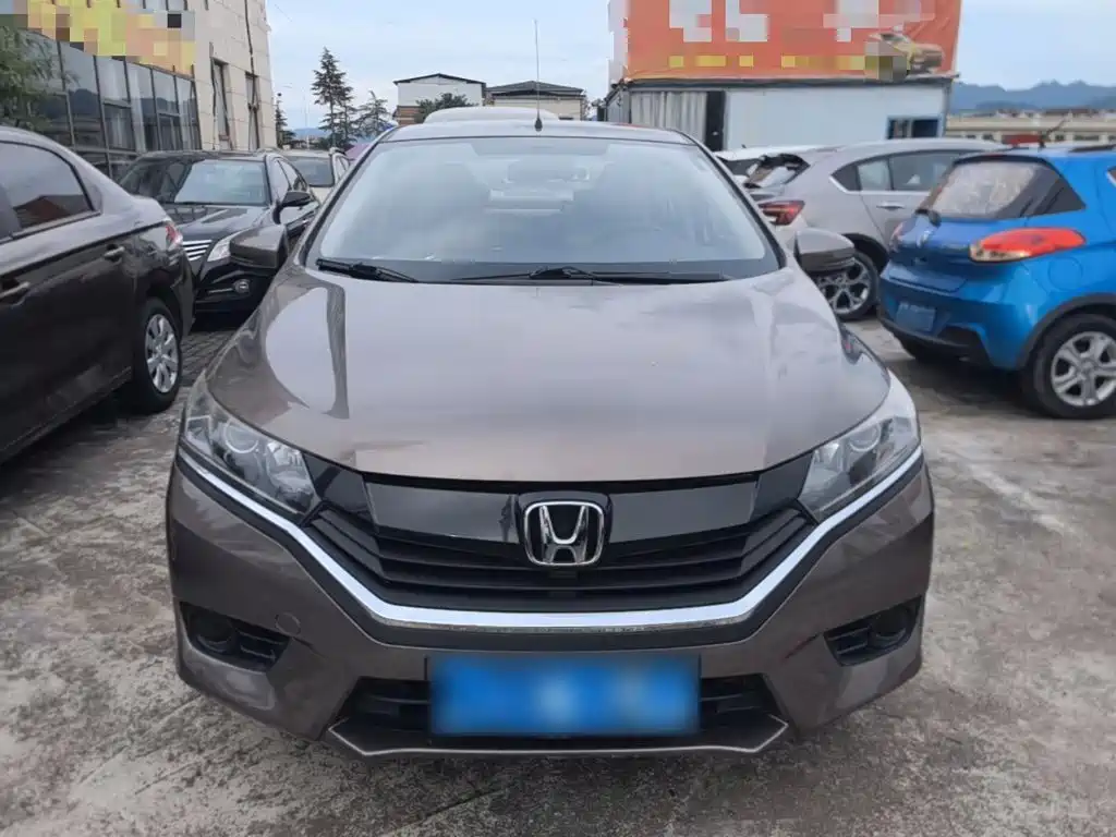 Honda Greiz 2016