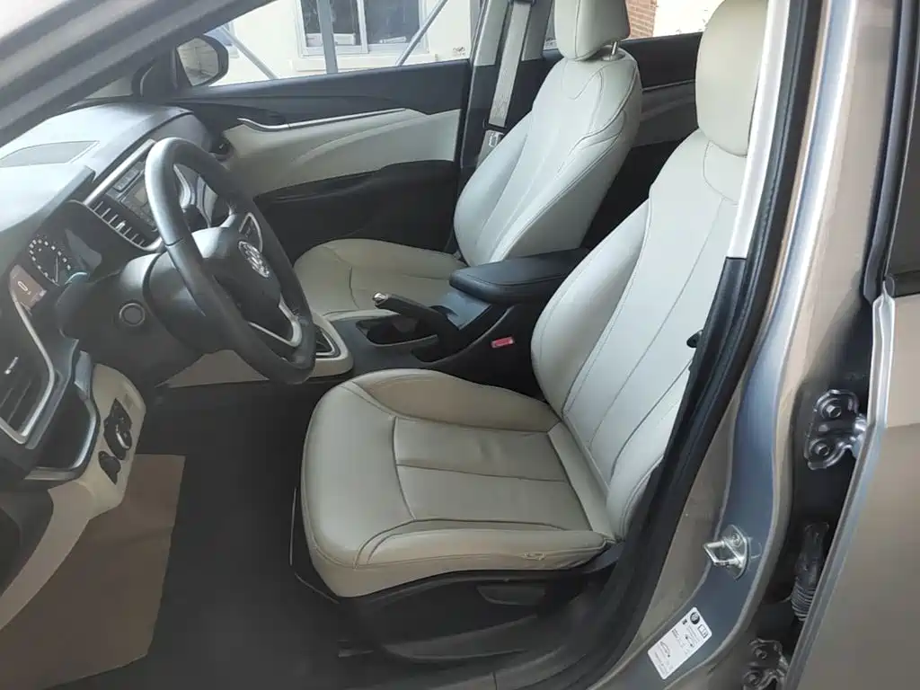 Buick Excelle GT 2018 — фото 15