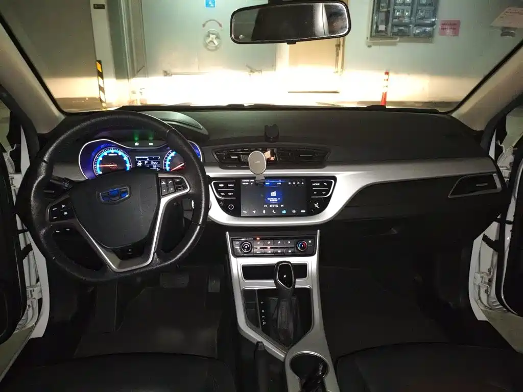 Geely Vision 2019 — фото 10