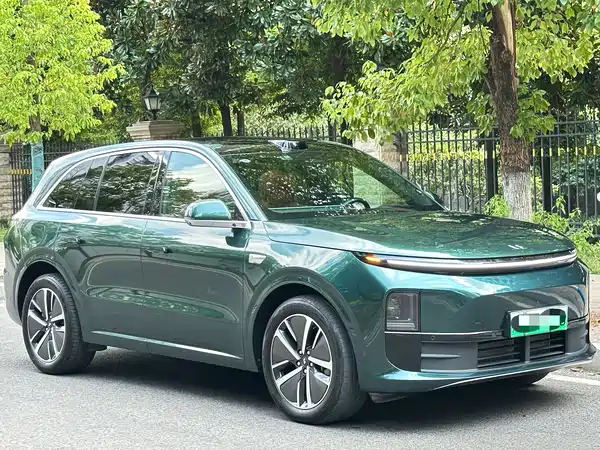 Li Auto L6 2024