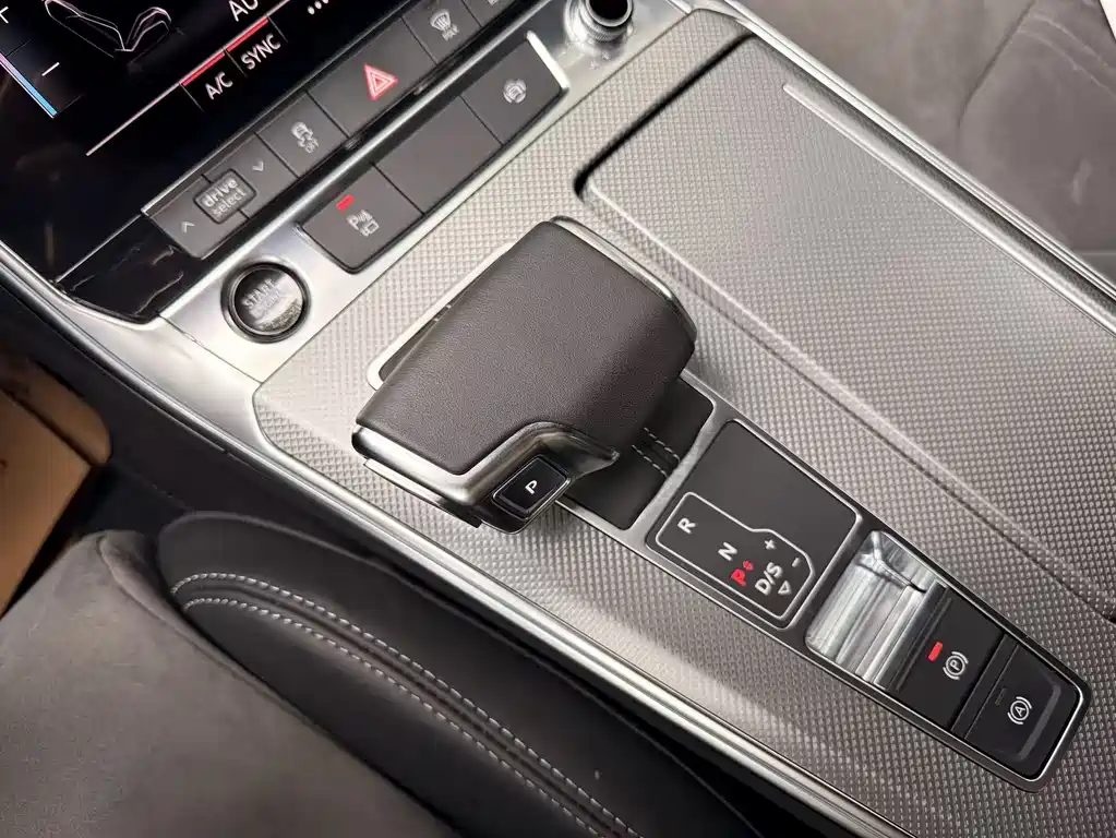 Audi A6L 2021 — фото 18