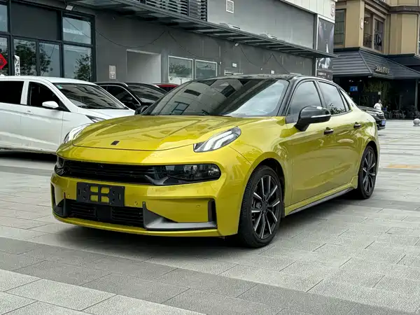 Lynk & Co 03 2021