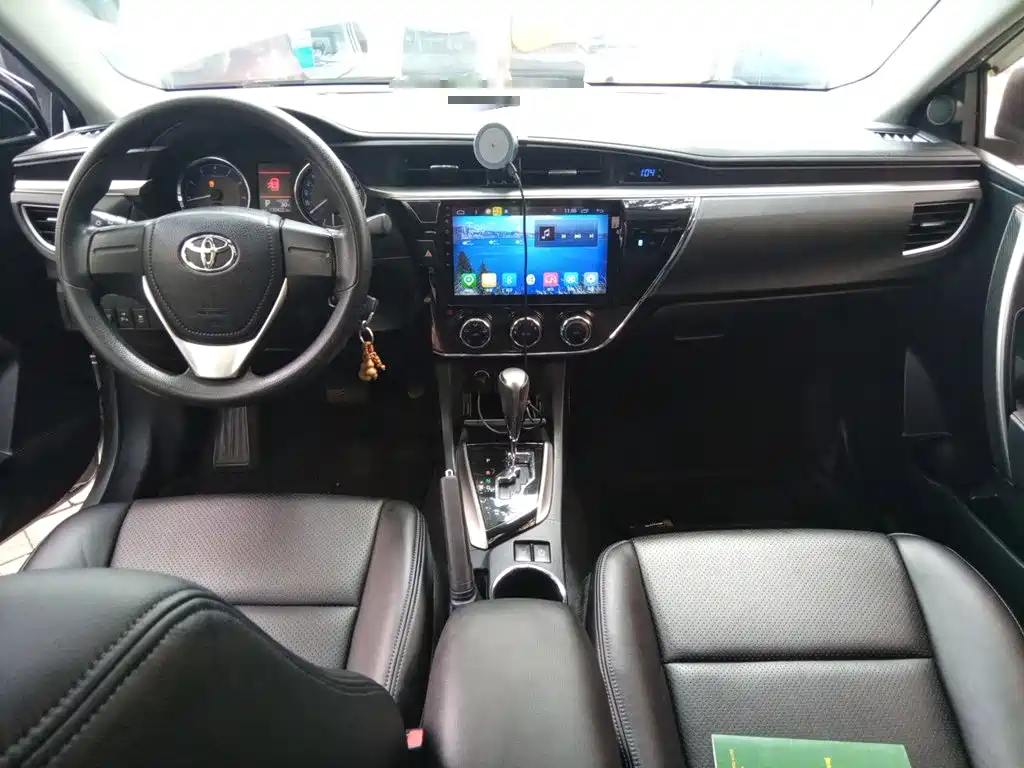Toyota Corolla 2017 — фото 10