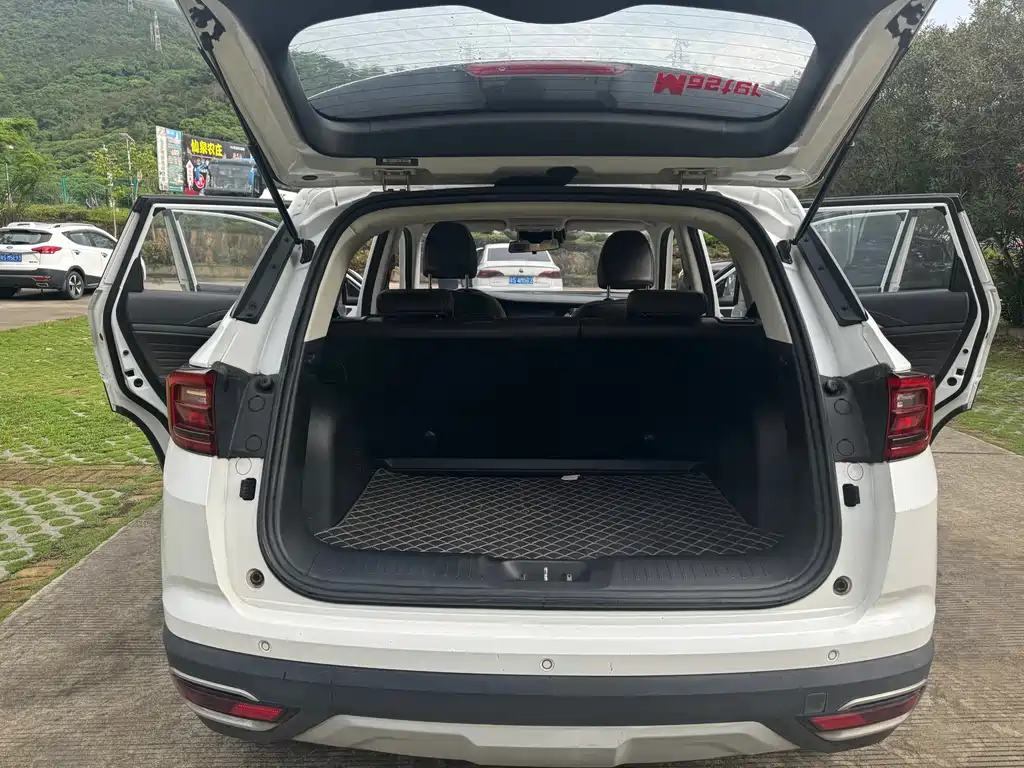 Changan CS35PLUS 2019 — фото 12