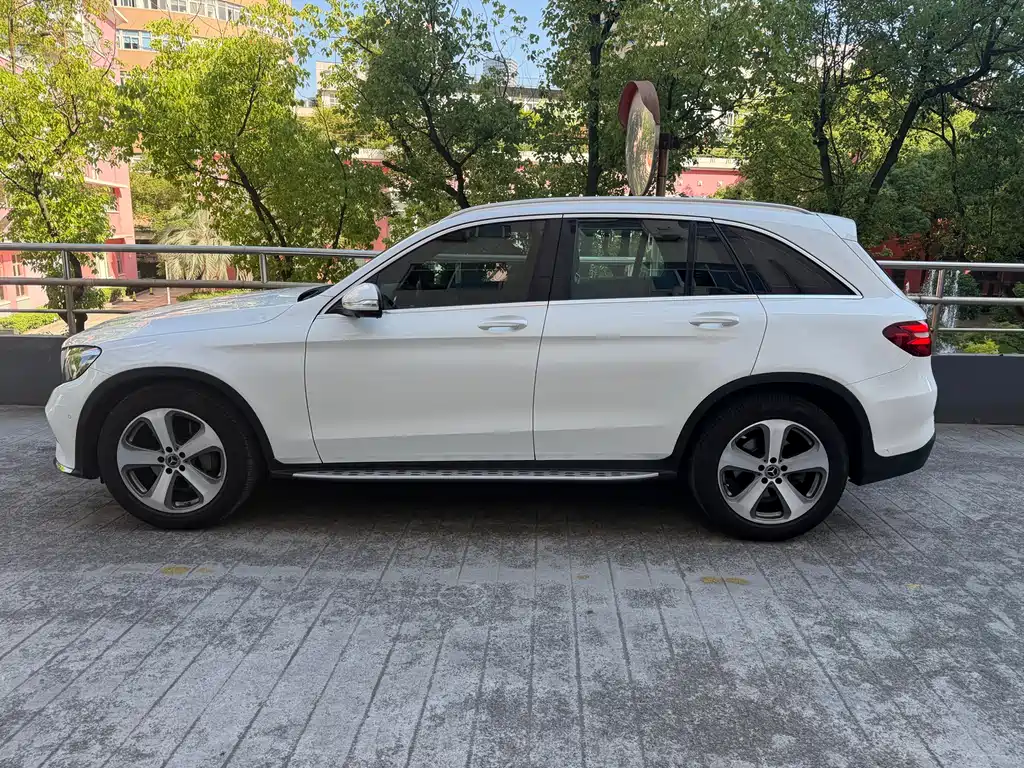 Mercedes-Benz GLC 2017 — фото 3