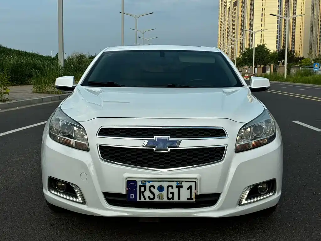 Chevrolet Malibu 2013 — фото 2