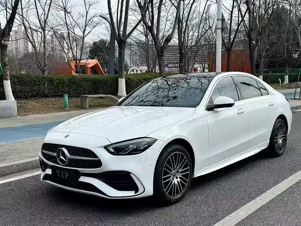 Mercedes-Benz C-Class 2025