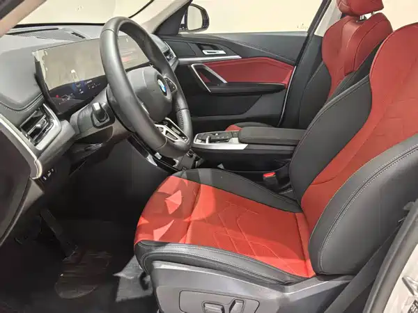 BMW X1 2025