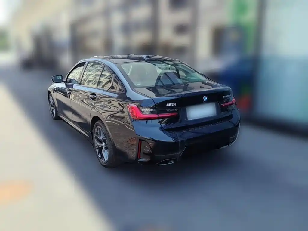 BMW 3 Series 2025 — фото 9