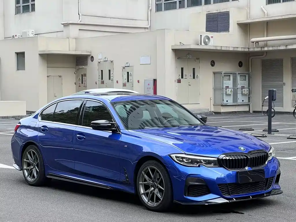 BMW 3 Series 2020 — фото 1