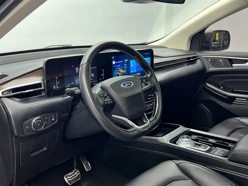 Ford Edge 2021 — фото 13