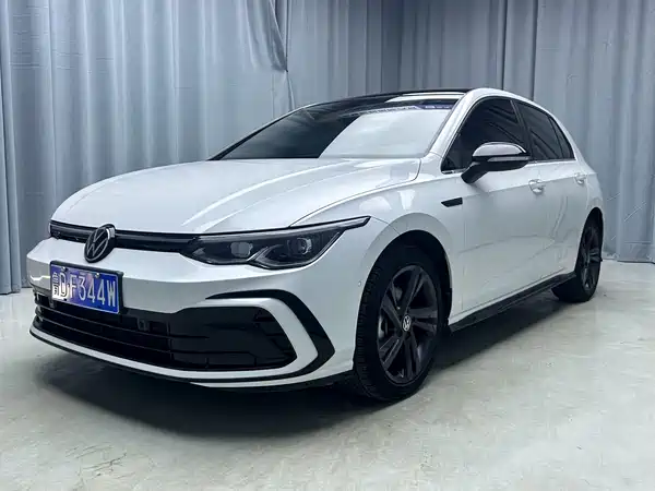 Volkswagen Golf 2022