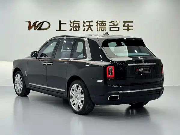 Rolls-Royce Cullinan 2021
