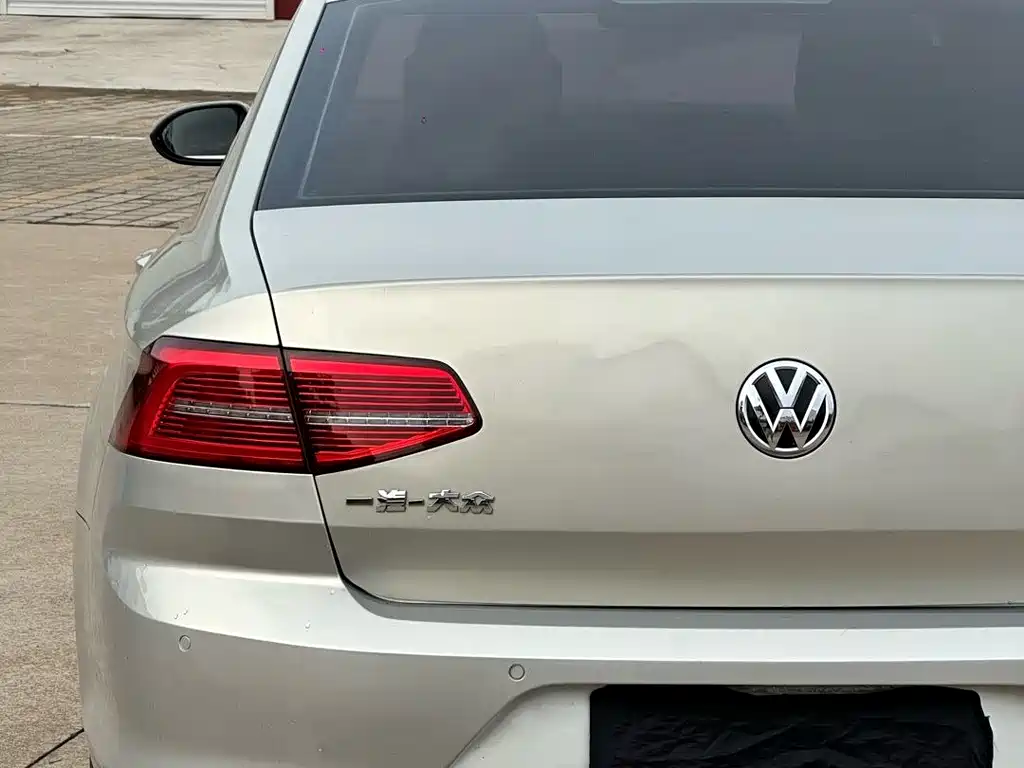 Volkswagen Magotan 2017 — фото 11