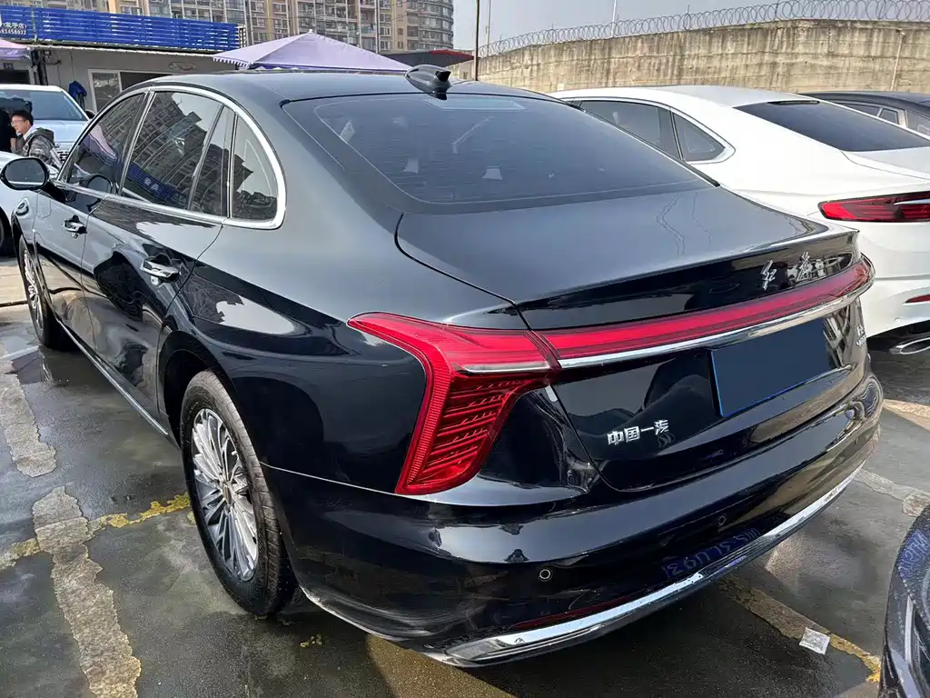 Hongqi H5 2022 — фото 13