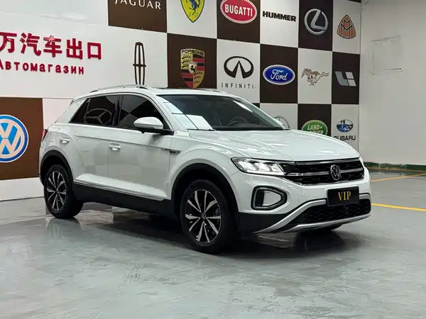 Volkswagen T-Roc 2023