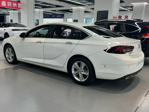 Buick Regal 2020