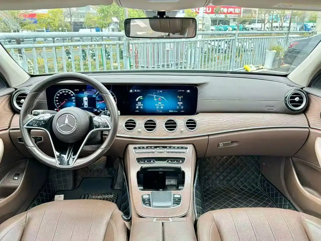 Mercedes-Benz E-Class 2020 — фото 6