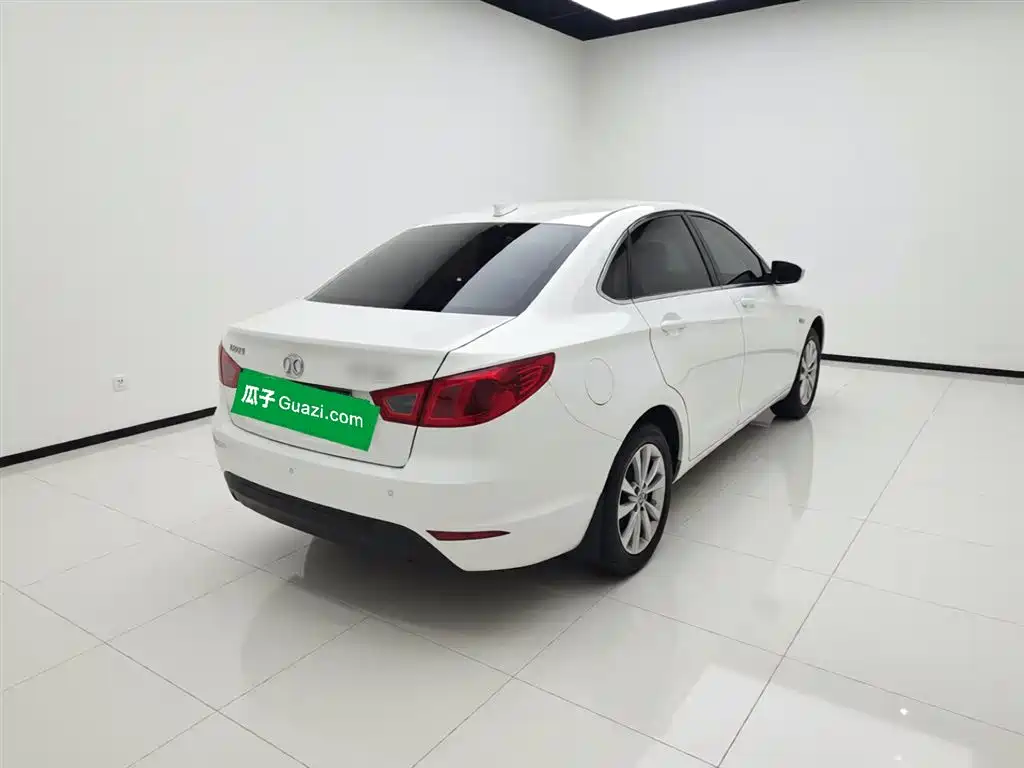 BAIC Senova D50 2015