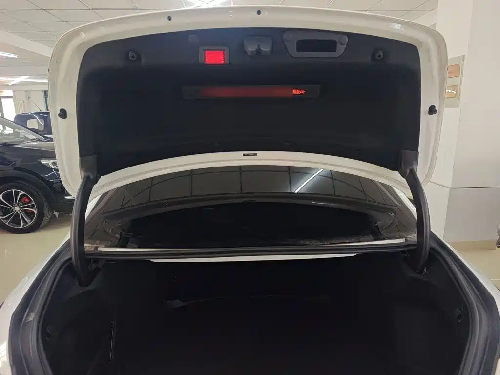 Mercedes-Benz C-Class 2021 — фото 16
