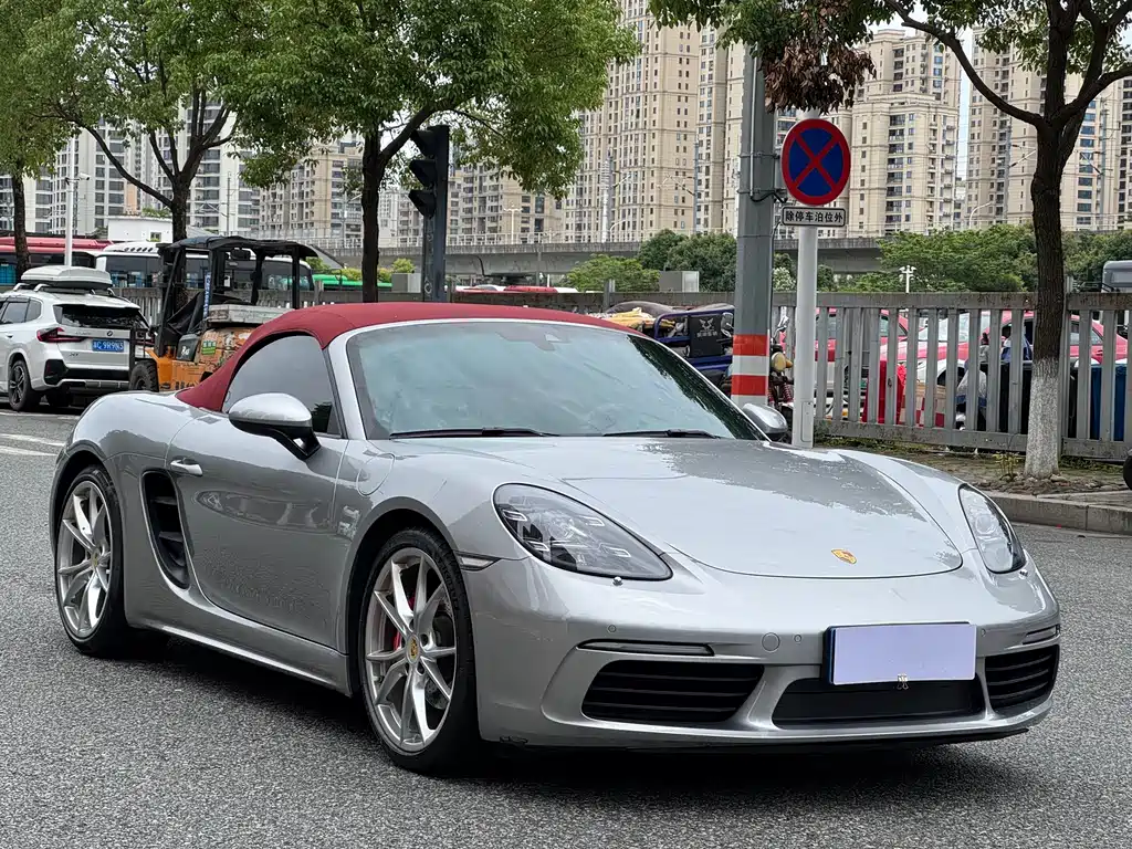 Porsche 718 2018 — фото 1