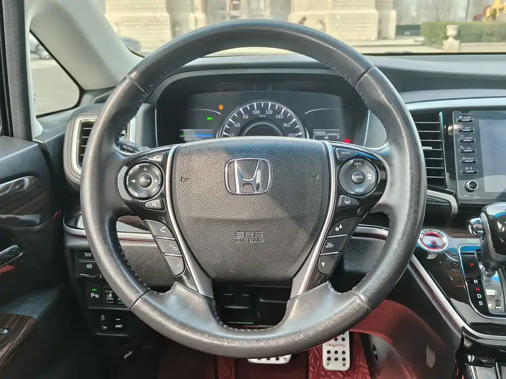 Honda Odyssey 2019 — фото 19
