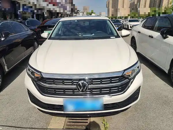 Volkswagen Sagitar 2023