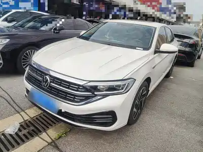 Volkswagen Sagitar 2023