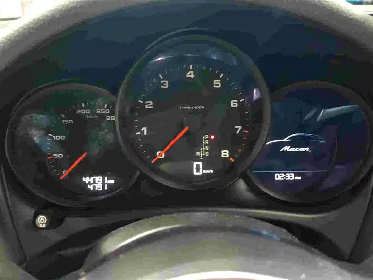 Porsche Macan 2021 — фото 10