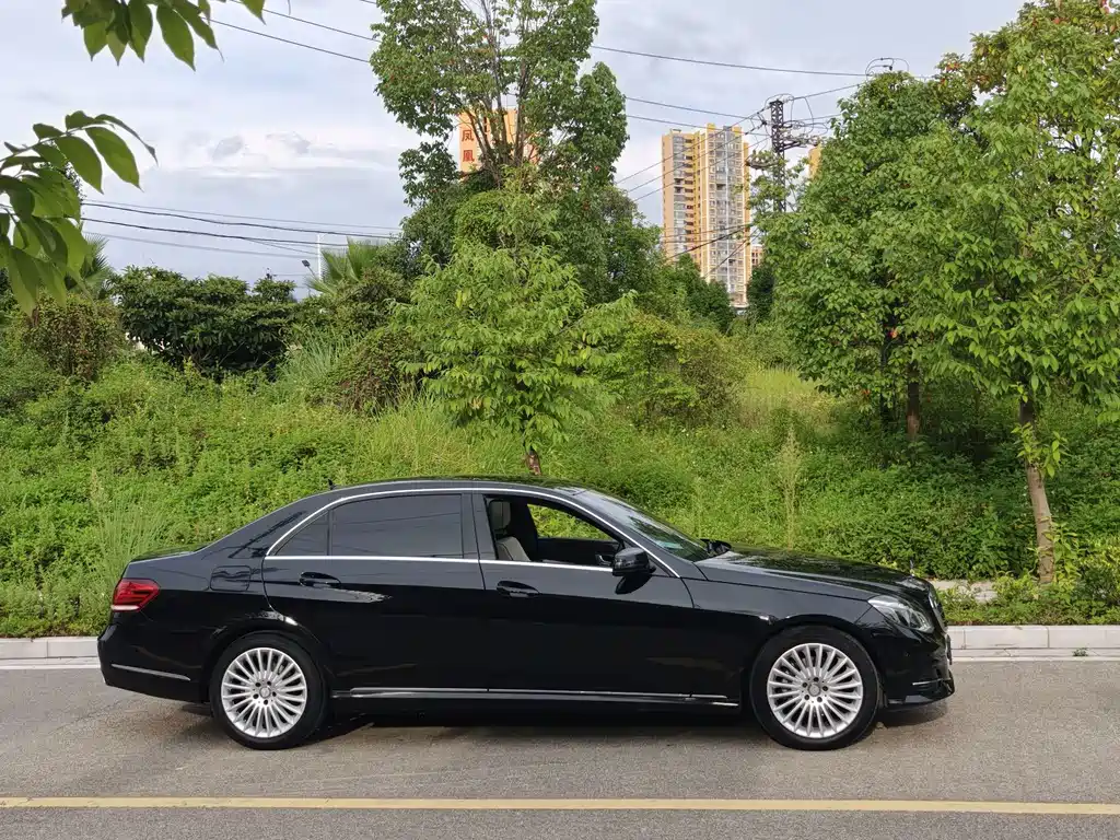 Mercedes-Benz E-Class 2014