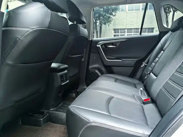 Toyota RAV4 2023