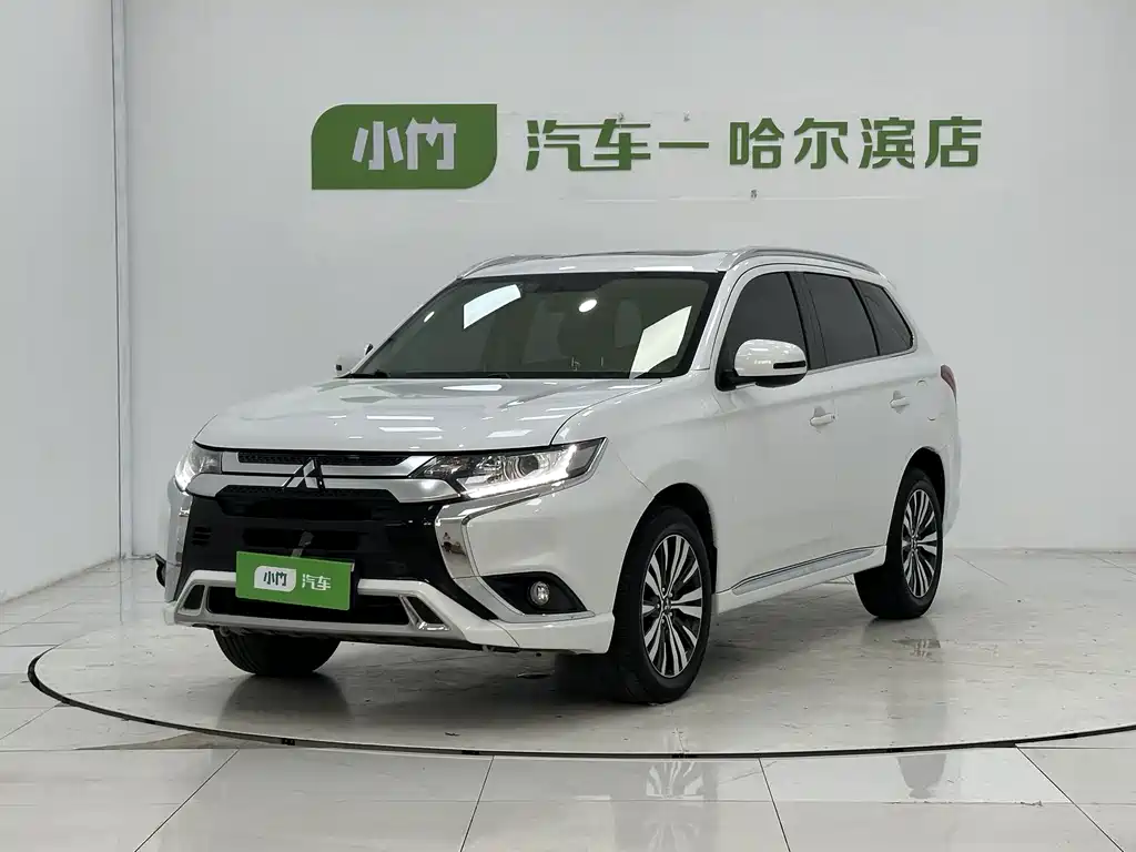 Mitsubishi Outlander 2022