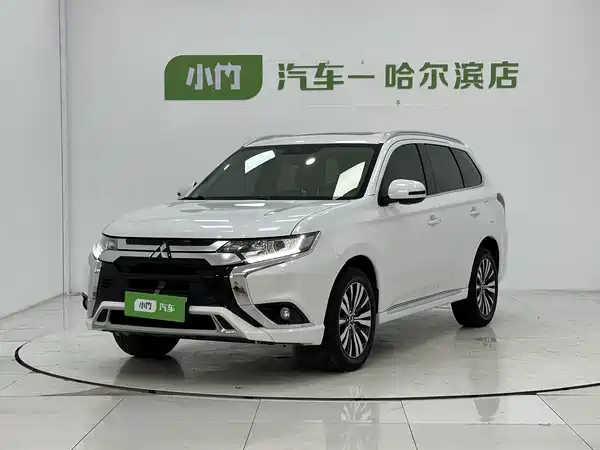 Mitsubishi Outlander 2022