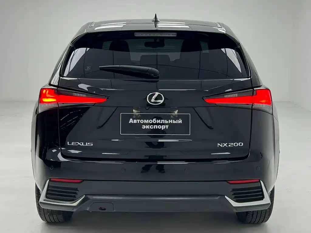 Lexus NX 2021 — фото 8