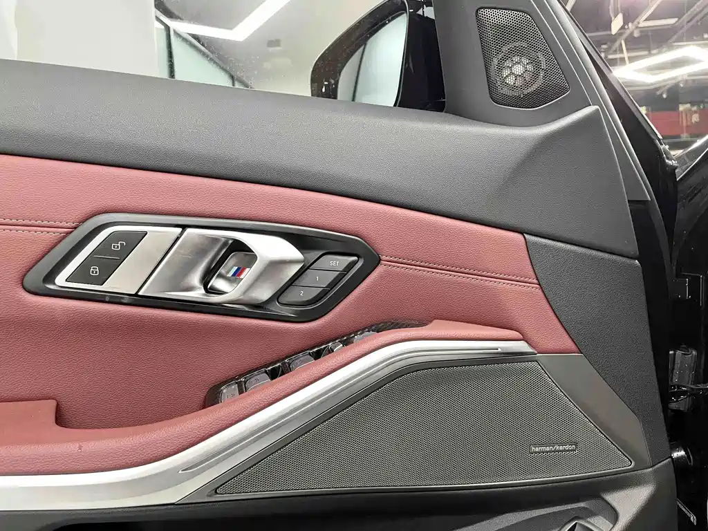 BMW 3 Series 2025 — фото 15