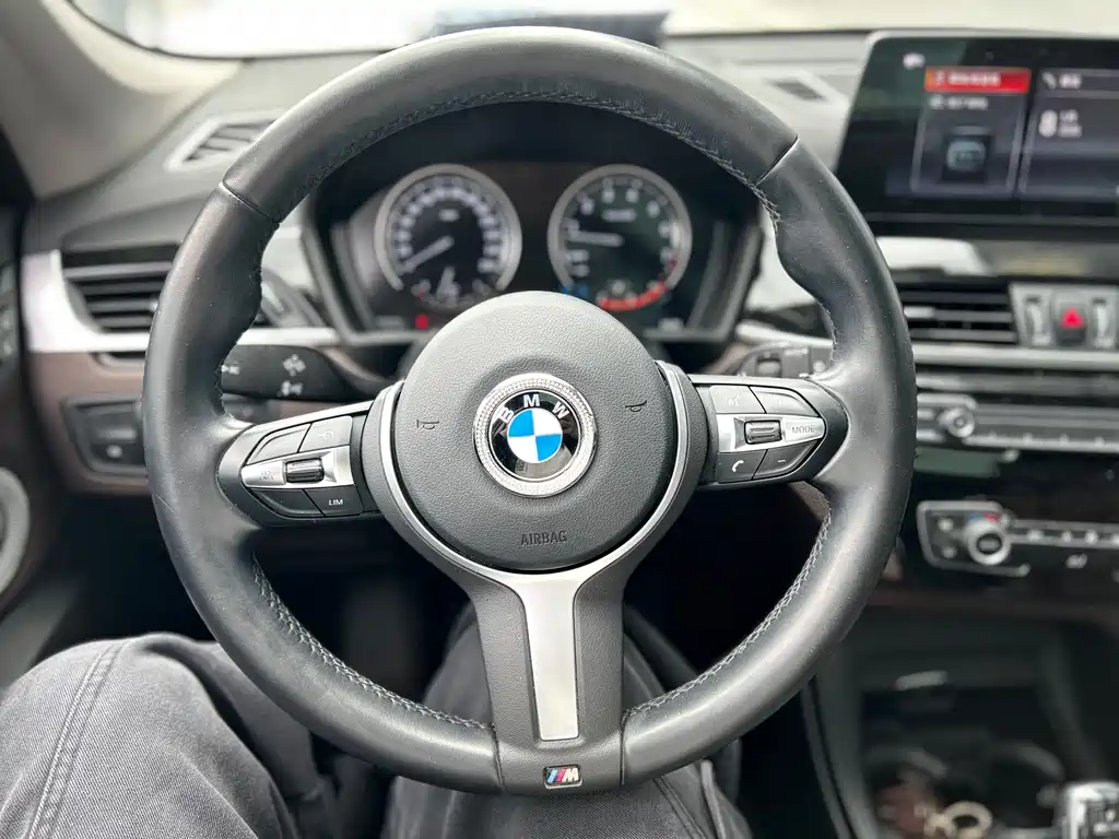 BMW X1 2022 — фото 13