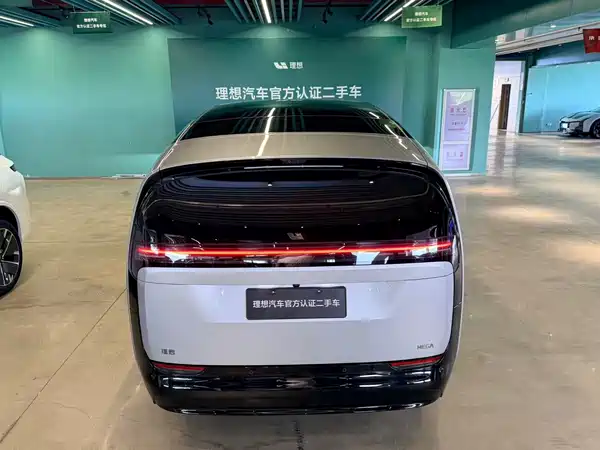Li Auto MEGA 2024