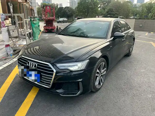 Audi A6L 2022